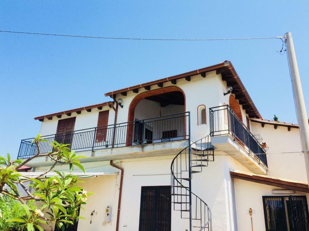 Casa Vacanza Mariaoliva Vila Menfi Exterior foto